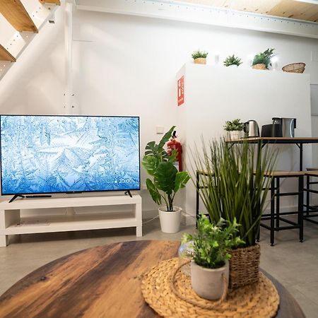 Loft A 10 Min Del Centro Historico De Madrid A Appartement Buitenkant foto
