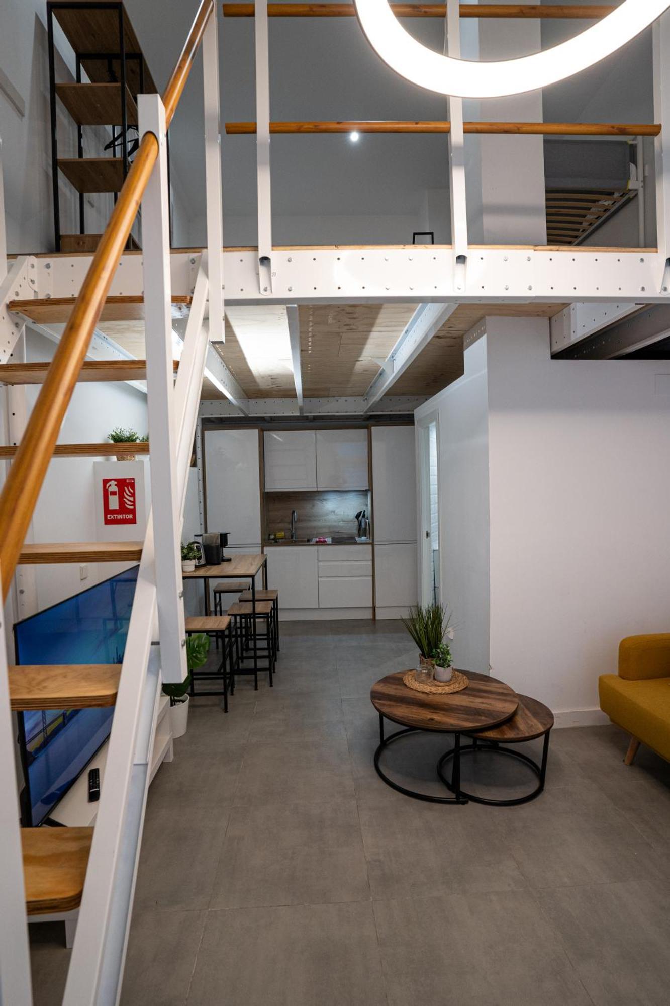 Loft A 10 Min Del Centro Historico De Madrid A Appartement Buitenkant foto